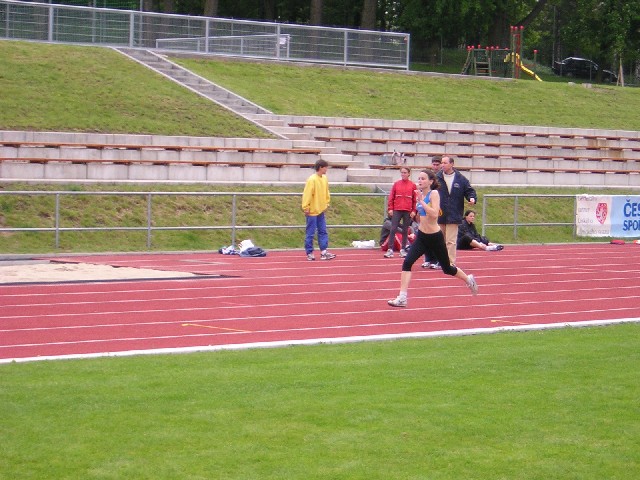 V.Netymachov na trati 400m p.
